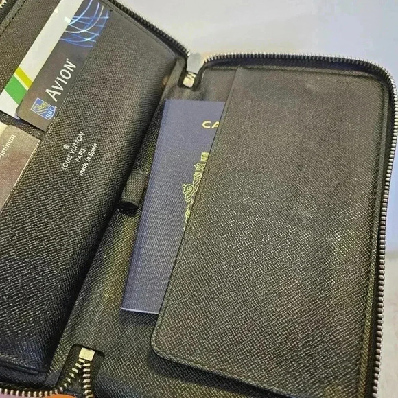 Louis Vuitton Graphite  Zippy Organizer - Picture 9 of 16